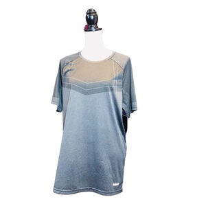 Mens Hind running shirt w reflective detailing gray size l g87